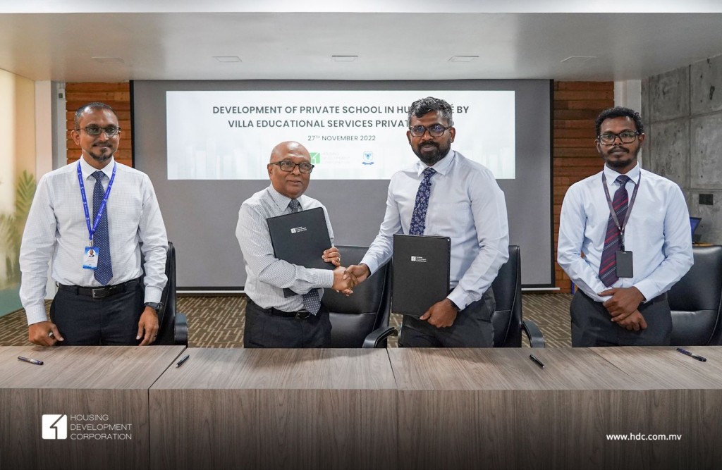 Hulhumale' gai 761 dharivarunge jaagai ge School eh hadhan Villa ah