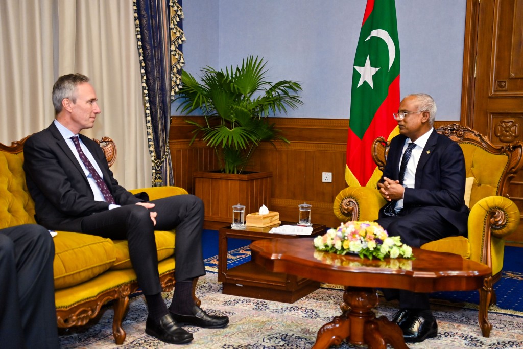 Raajje ah eheevaan World Bank in aa siyaasatheh ekulavaalaifi