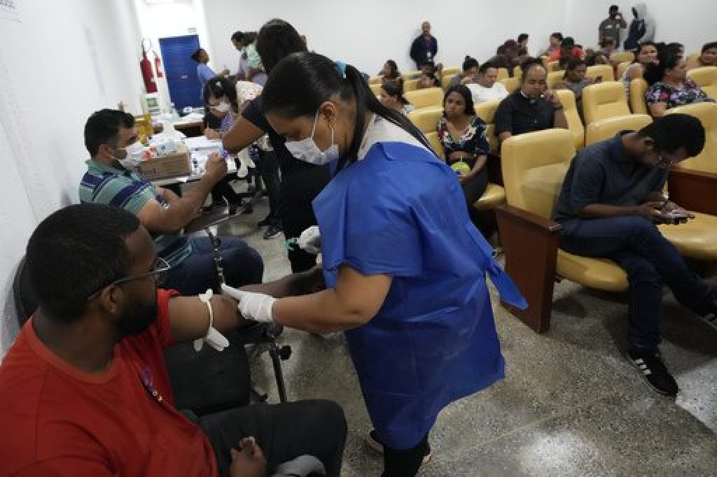 Dengue fethurun controll nuvaathee Brazil ge Rio gai Emergency iulaankohffi