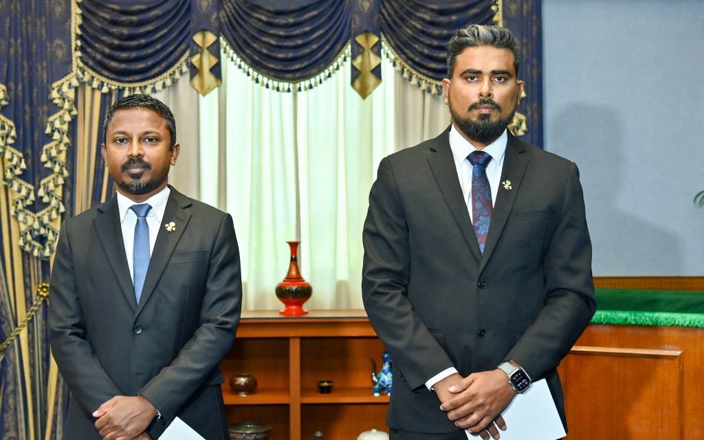 JSC ah AG Usham aai Raees ge member ge gothugai Sameeru ayyan koffi