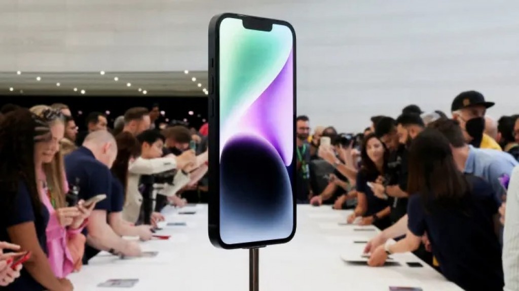 iphone 14 India gai ufahddhan fashanee, Billion dollar ge investment ah India ge maruhabaa!