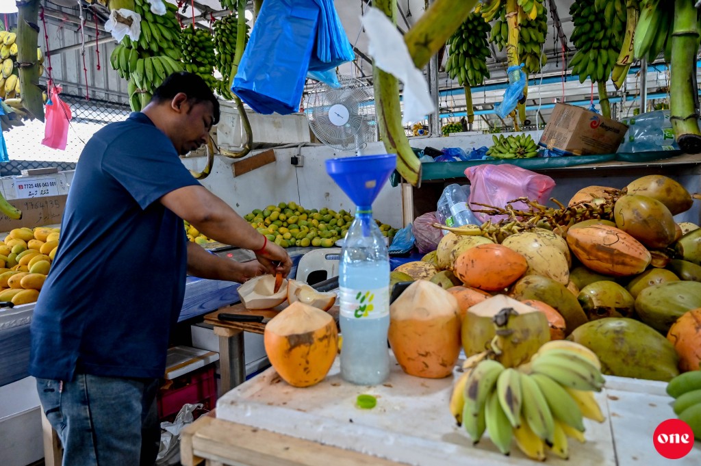 Roadha 12, ONE roadha baazaaru: ginaee fanigiraa baavaiythah, aguthakah badhaleh naadhey!