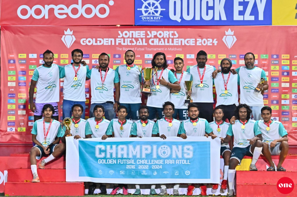 One photo: Sonee Sports Golden Futsal Challenge 2024 ge R Atoll thashi Dhuvaafarah