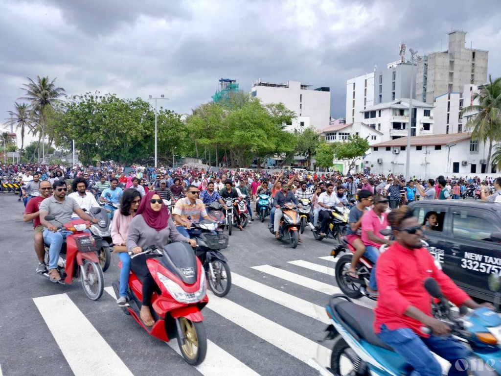 WHO congratulates Transport Ministry on mandatory helmet rule
