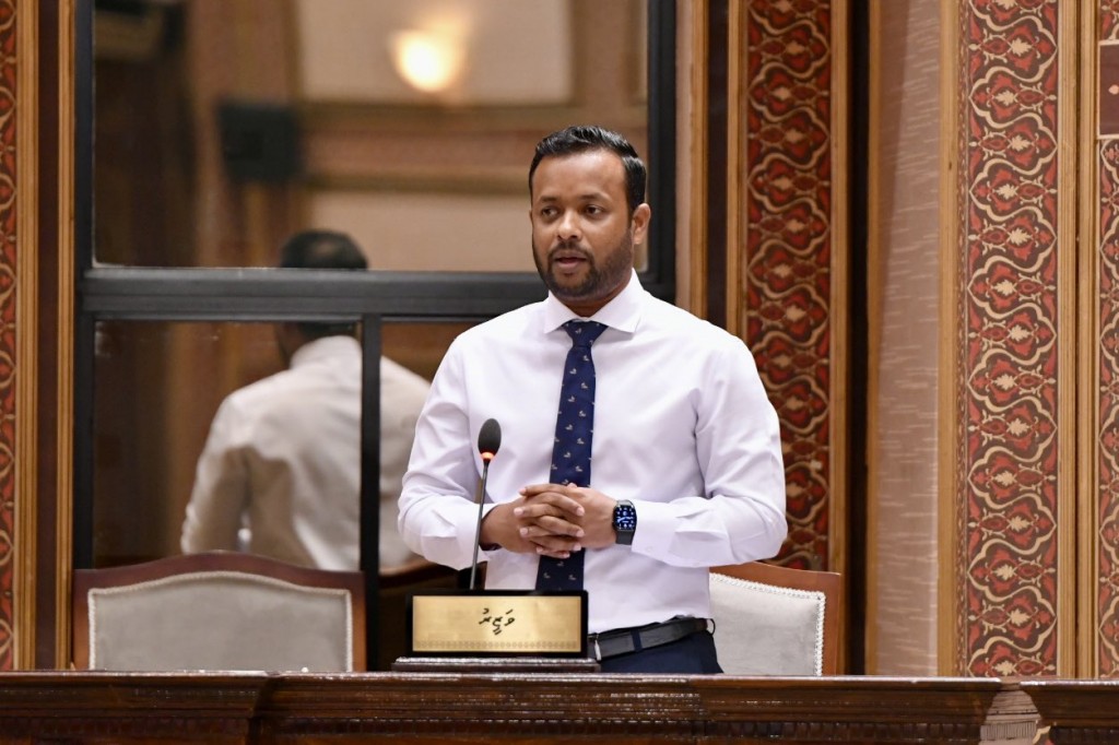 FENAKA aa havaalukohffaihuri fenaai narudhamaa nizaamuge hurihaa mashrooeh baathilukuran vanee ninmaafai: Minister