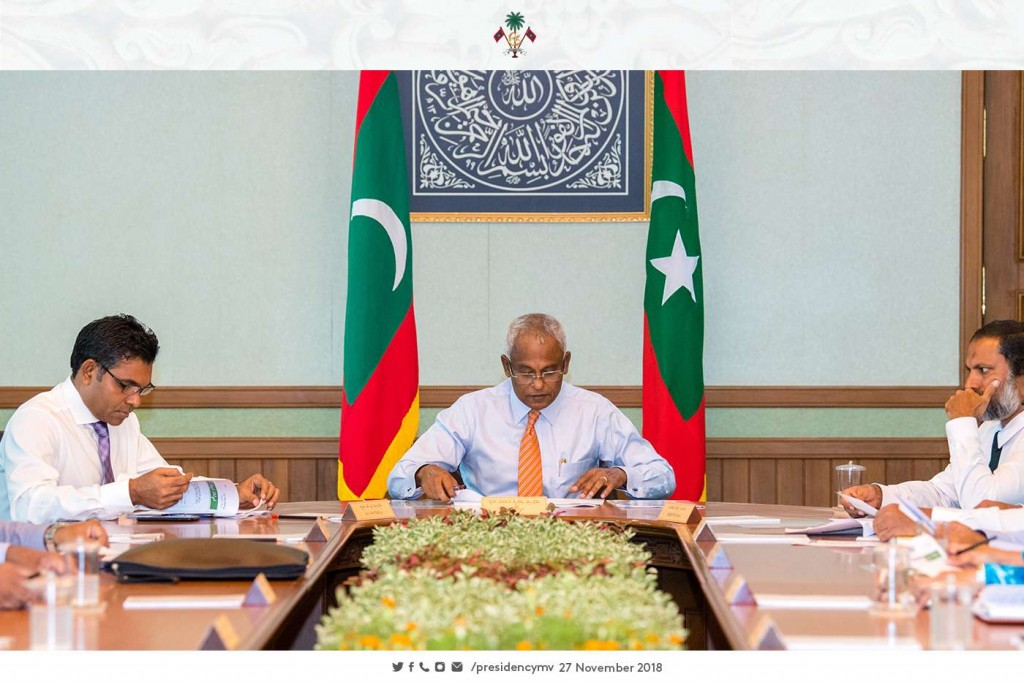 Resort thakuge kuli kudakuran hushahelhi bai anburaa gengosfi