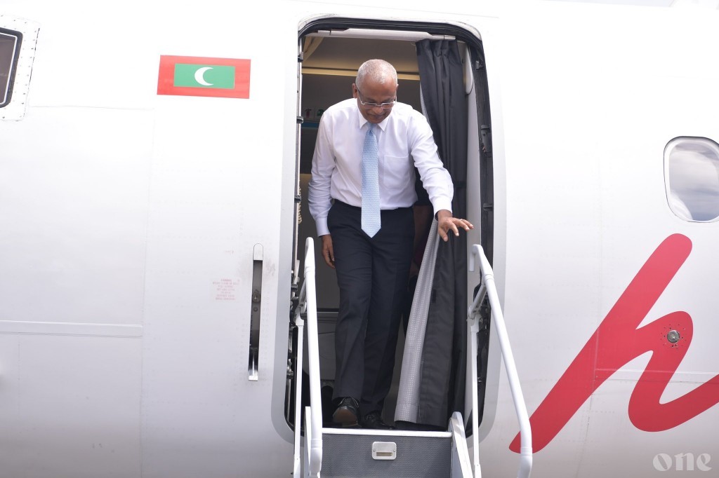 President Solih arrives in Laamu atoll for Hithadhoo Health Center anniversary ceremony