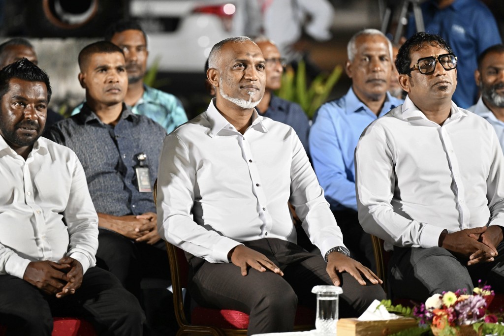 Anna roadha mahun feshigen WDC members ah roadha allowance libeyne: Raees