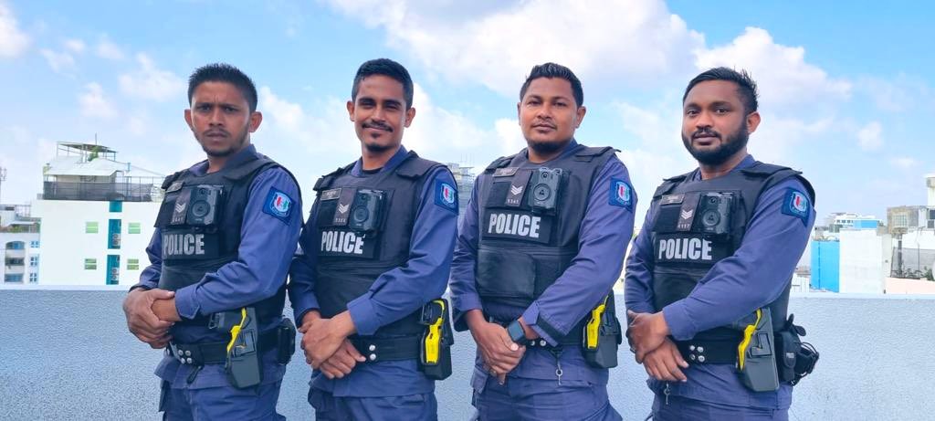 Fuluhun Taser gun beynun kuran fashaifi