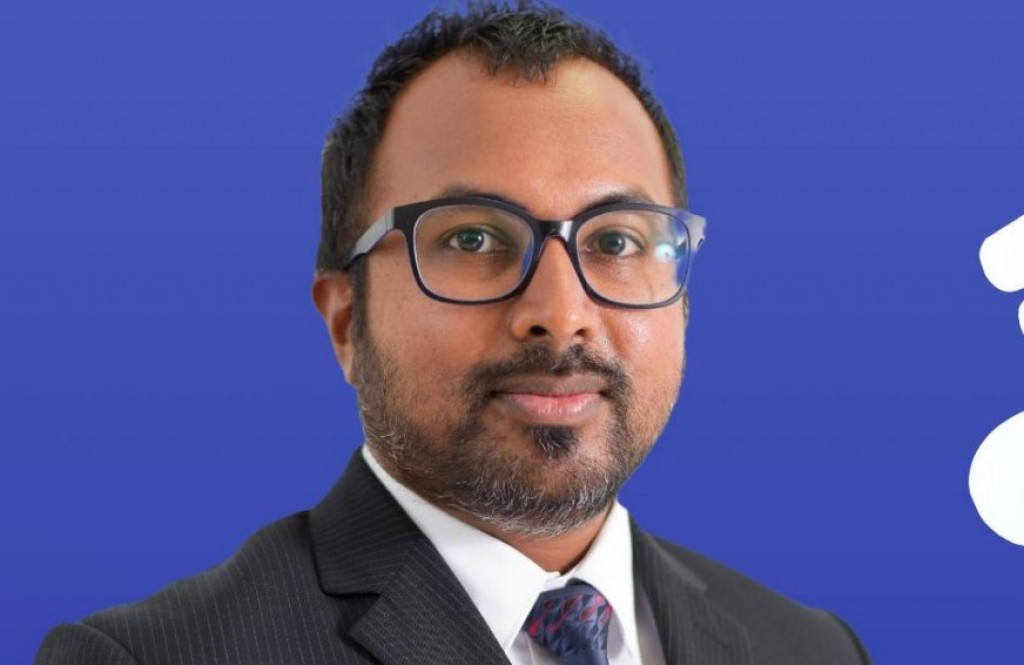 PCB ah ayyankurevvi, Azaadhuge nan majilis ah fonuvaifi