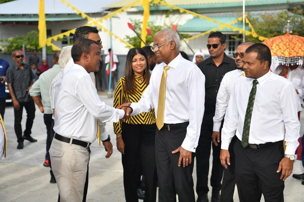Raajje ah ann heyo badhalu furathama faahaga jehey thanakee Addu, Miadhu othee manzaru dheki hekivun: Raees