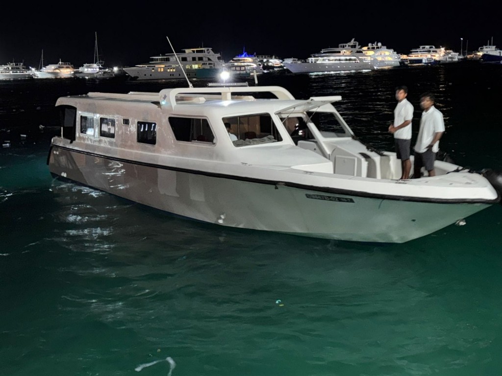 Hulhumale' neru kairin dhe launch jehi accident eh, dhe meehakah faruvaadhenee