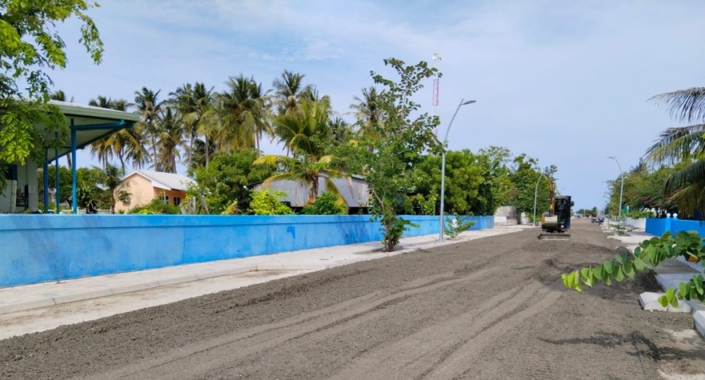 Innaane kuhjjaku hoadhaidheyn dhin faisaakolhu beynunkuri meehaku jalah