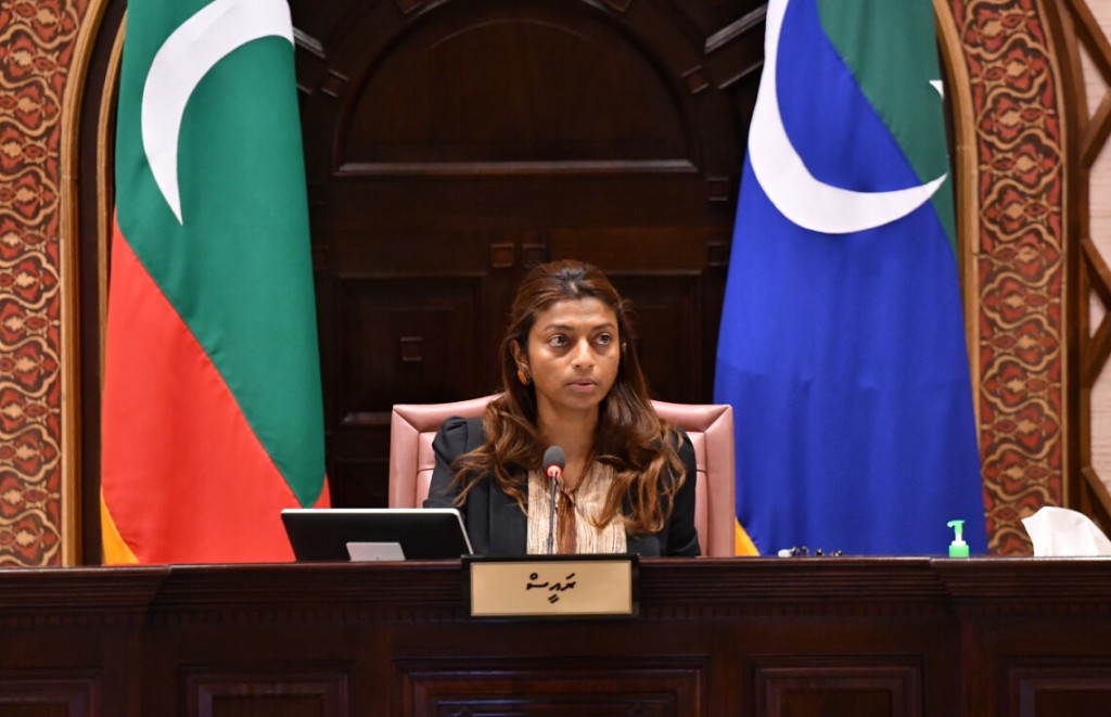 Eva adhives salaamugai, Majilis Raeeskamun Nasheed vakikurumuge jalsaa nubeyvvunu!