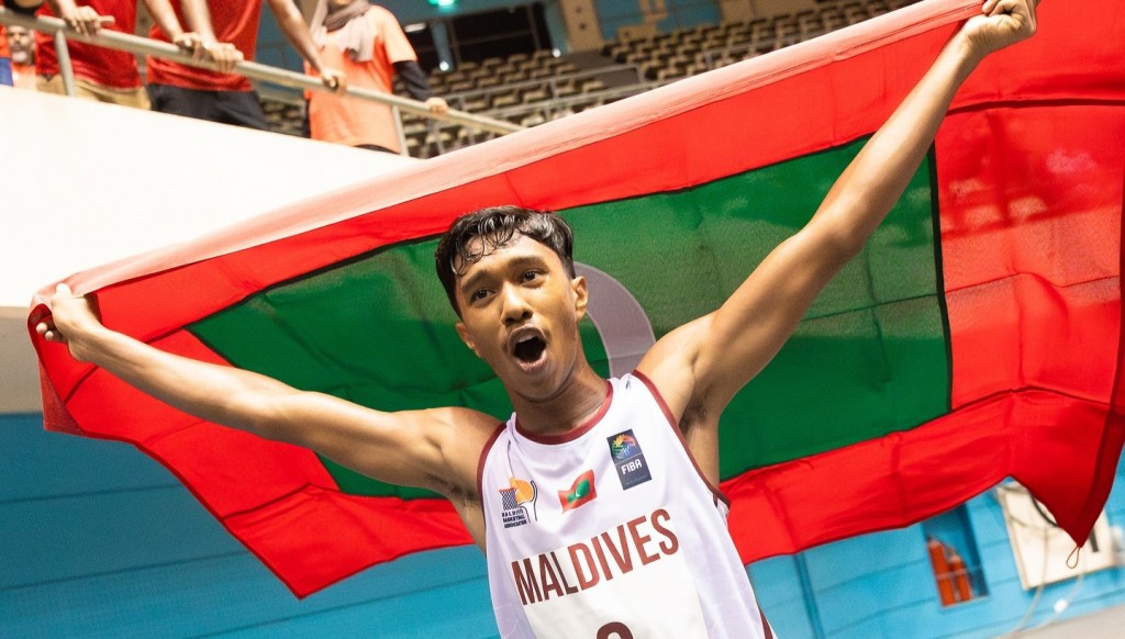 Zuvaan basket team ge furathama molhu, Bangladesh balikoffi