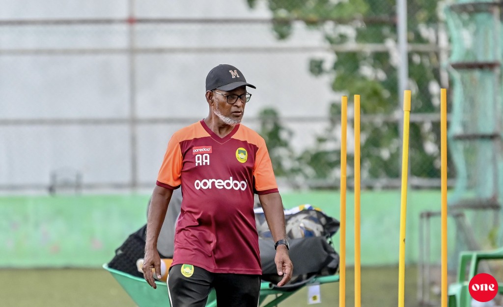 Umurun 62, Abdullah ge hurihaa loaibeh footboalha ah, Ekuverinnah dhenee saabithu javaabeh!