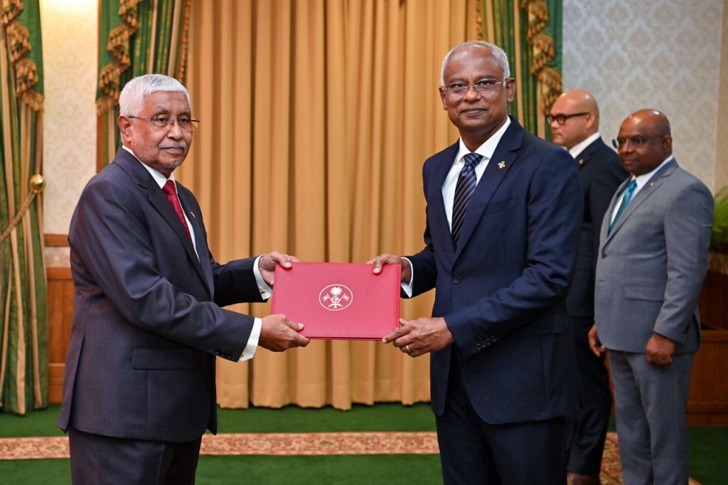 Lanka ge safeeru kamah Faiz ayyan koffi