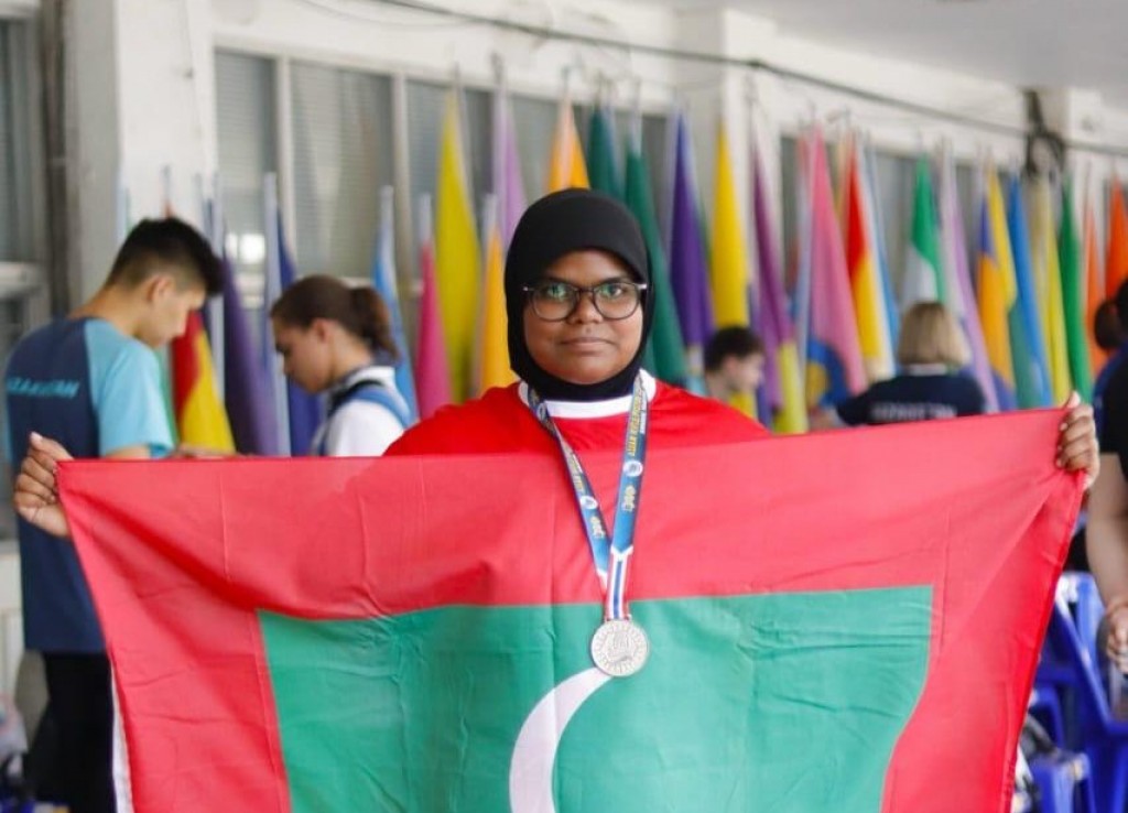Asian Cup shooting mubaaraathun rihi medal hoadhi Eashal ah raeesge thahuniyaa