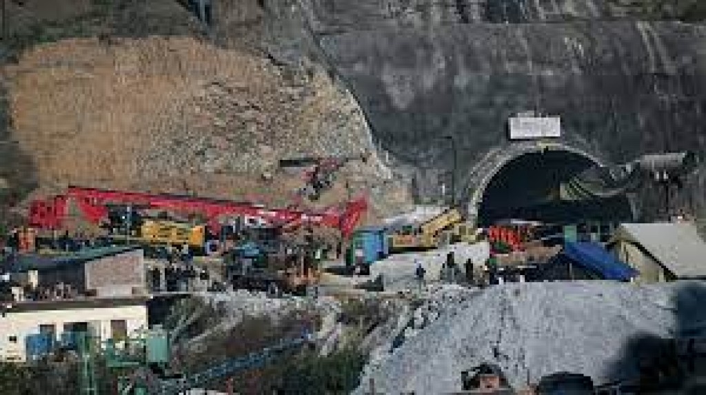 India ge tunnel gai thaashivi 41 meehun 17 dhuvas fahun salaamaiy kohffi