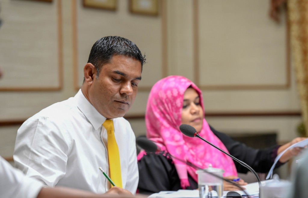 Naashiz: With changes by the Budget Committee 15.5 billion deficit has reduced to 12.3 billion