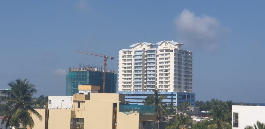 Lanka gai hayyru kuri Dhivehi aailaa: 10 Aharuge dharifulhuves detention gai, ekuhjjaa School ah nufonuvaathaa 2 aharu!