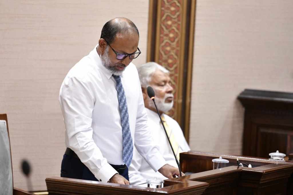 Abdulla Rasheed ge maraa gulhigen fuluhunge ihumaaleh nei: Imran