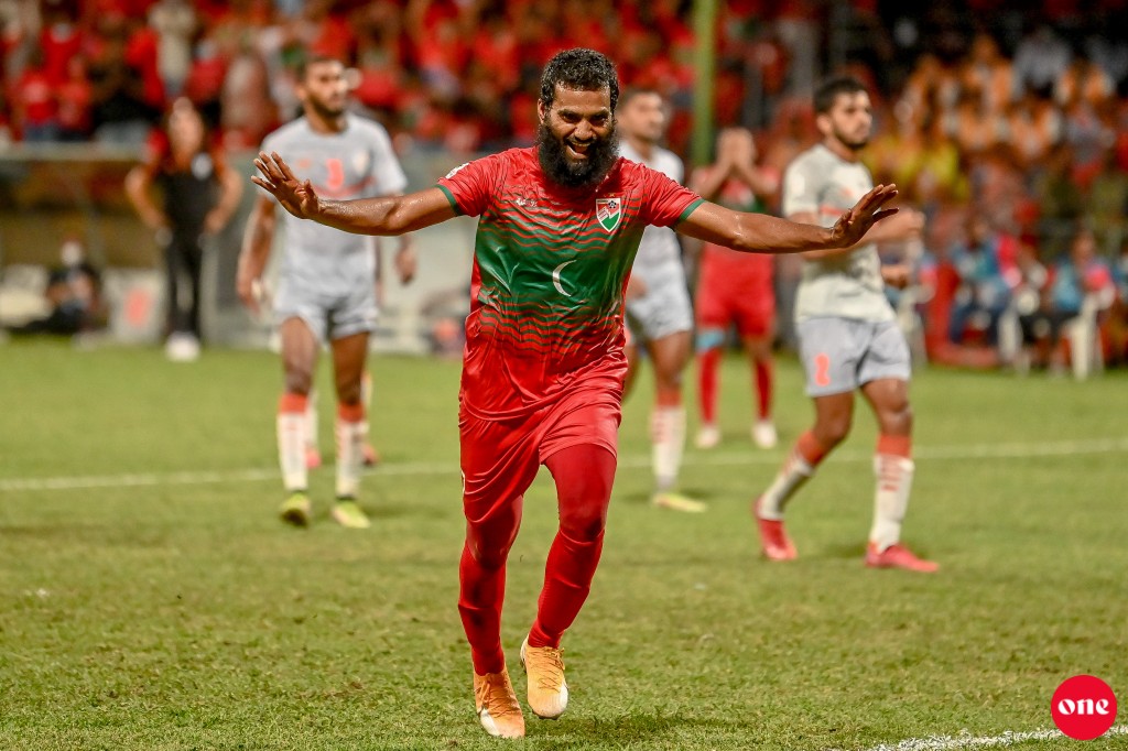 Raajje kulhey qualifying centralize koffi, host gaumeh adhi kandanaalhaa
