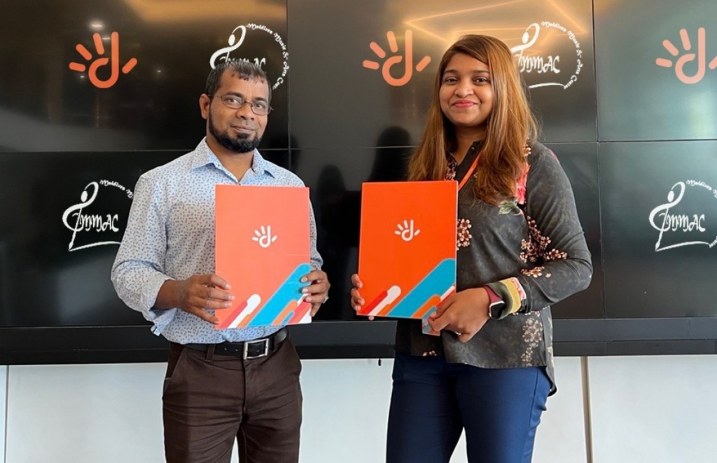 Madhaha ran adu ge digital partner akah Dhiraagu