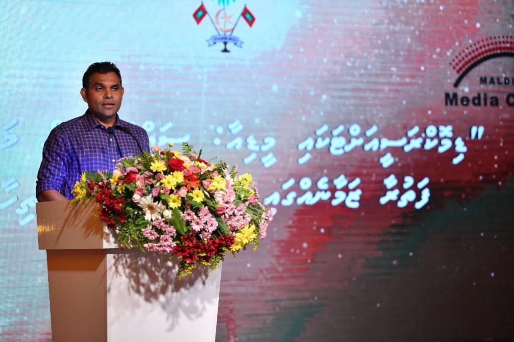 VP appeals journalists to be impartial and genuine