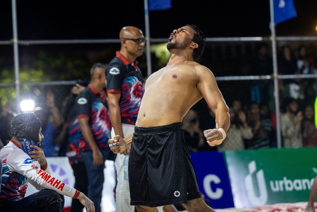 VK, United East Coast, Hulhumale ge ithurun Kaasinjee aai O1O adhi Masodi Titans quarter ah