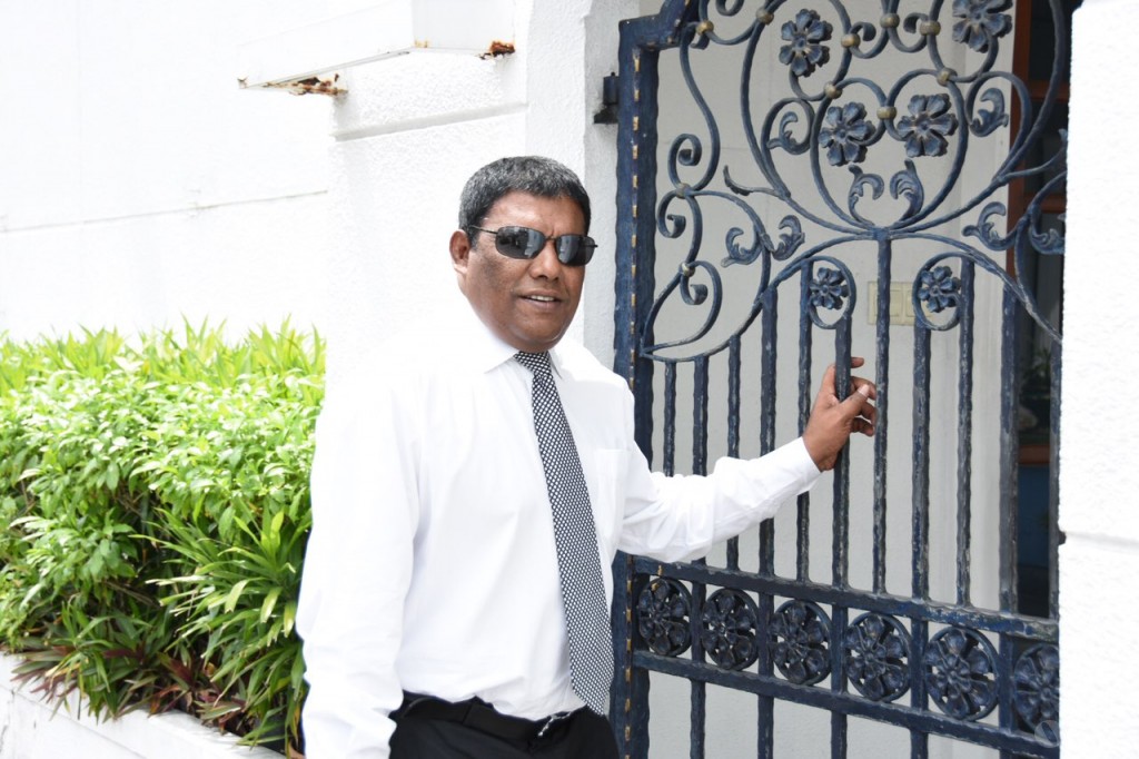 Raees ge moonah kulhu jahaa meehakah 50,000 rufiyaa dheyne kamah Musthafaa vidhaalhu vi massala balanee