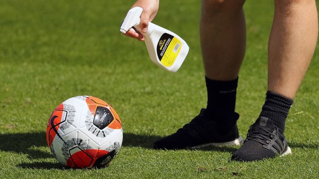 Premier league ge 18 Covid test eh positive, match thah faskuran jehidhaane
