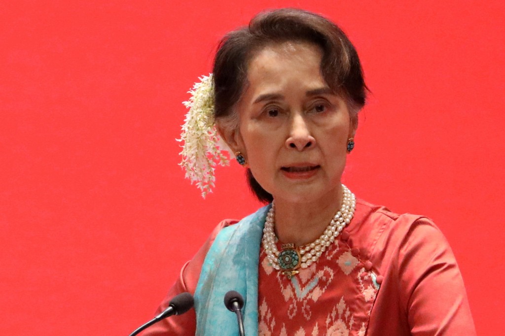 Myanmar ge kureege Leader Aung San Suu Kyi 4 aharah jalah laan hukum kohfi