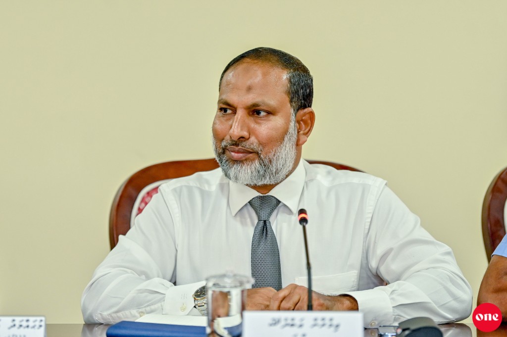 Muizzu ah Imran ge naseyhatheh: Halaboli dhuvas varu verikan kuran faseyha eh nuvaane, saabithuve huhnavaathi