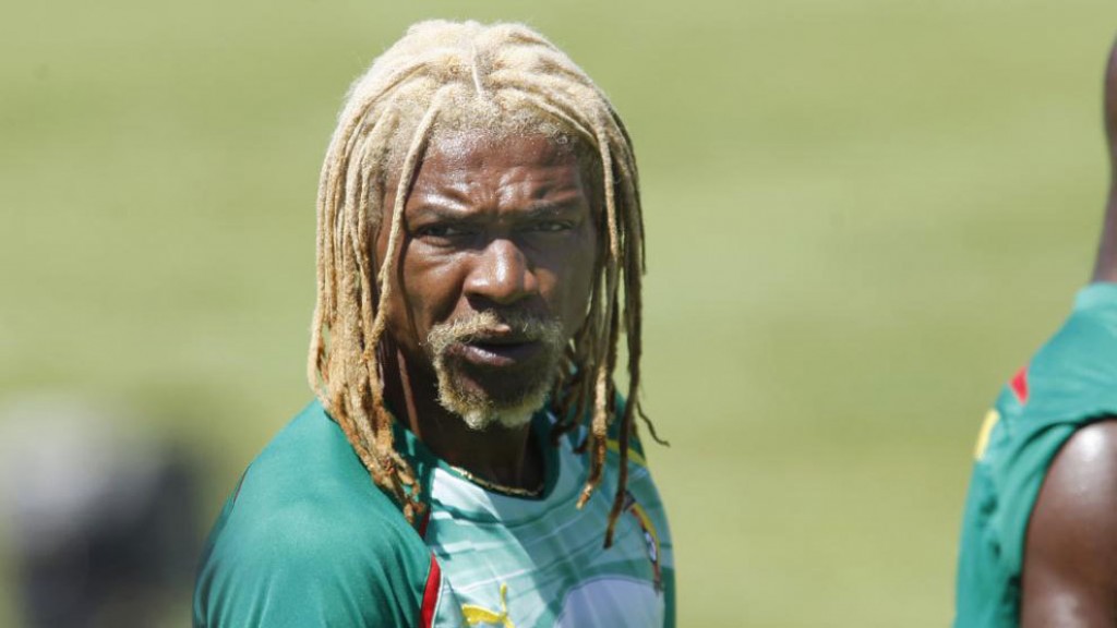Cameroon raees ge amurakah gaumee team ge coach akah Song!