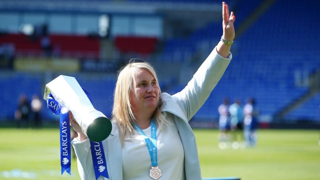 Chelsea anhen team aaeku bodethi kaamiyaabeethakeh hoadhi Emma, USA gaumee team aa havaaluvanee