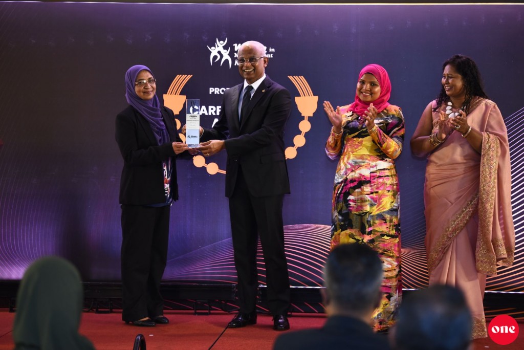 WIM ge Women  of the year akah Maimoona, Youth leadership award Farhan aai Faathimath ah