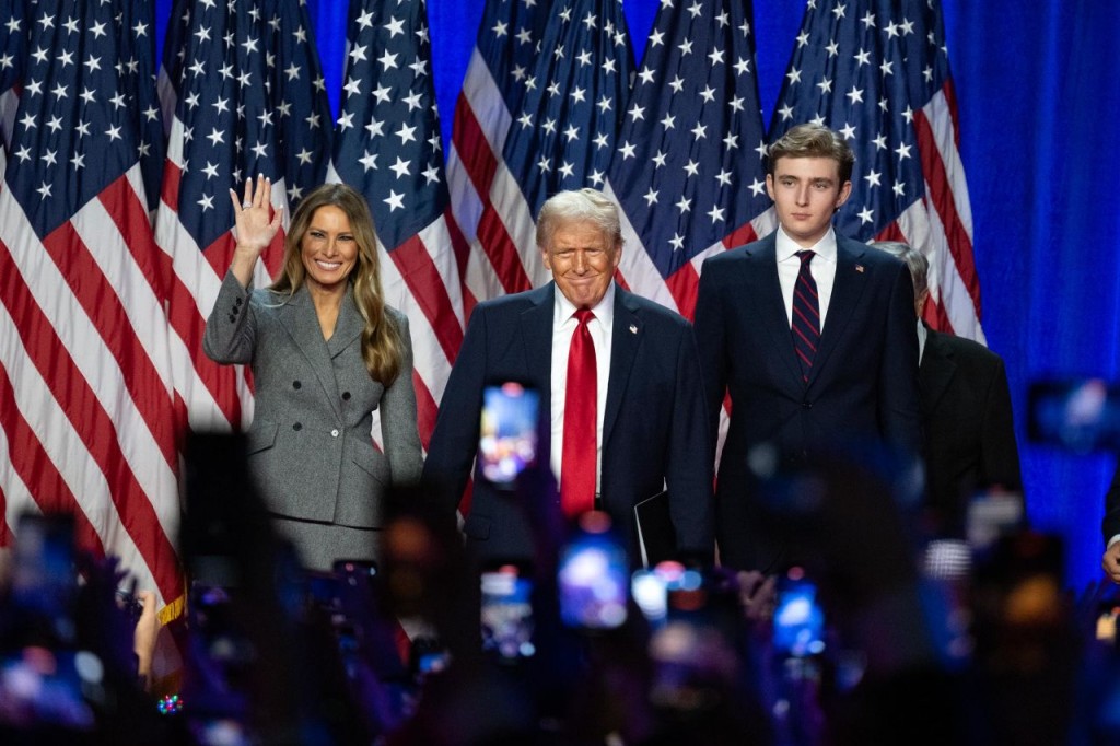 America ge inthihaabu Trump kaamiyaabu kuravvaifi
