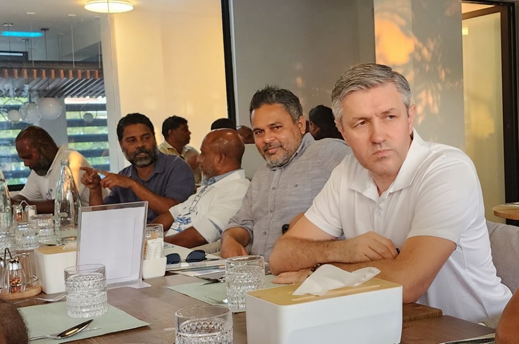 Siyaasee visnun dhookollumuge amaazaaeku MIFCO ge HR General Manager akah thajuribaakaareh