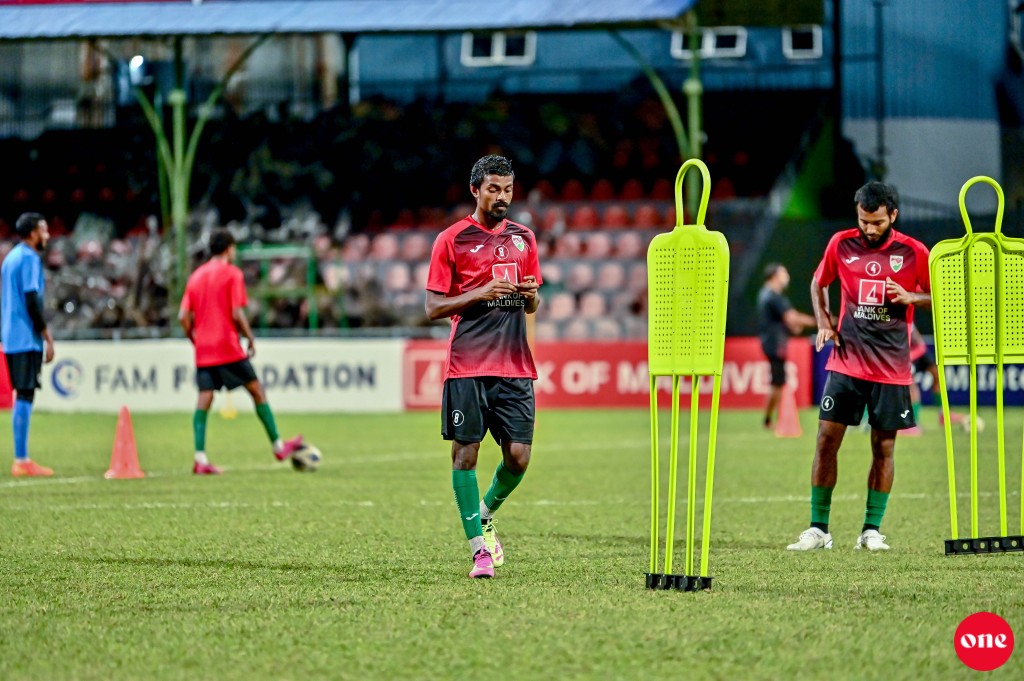 Feshun rangalhu kurun muhimmu, ekamah hurihaa kulhuntherin masakkaiyy kuraane!