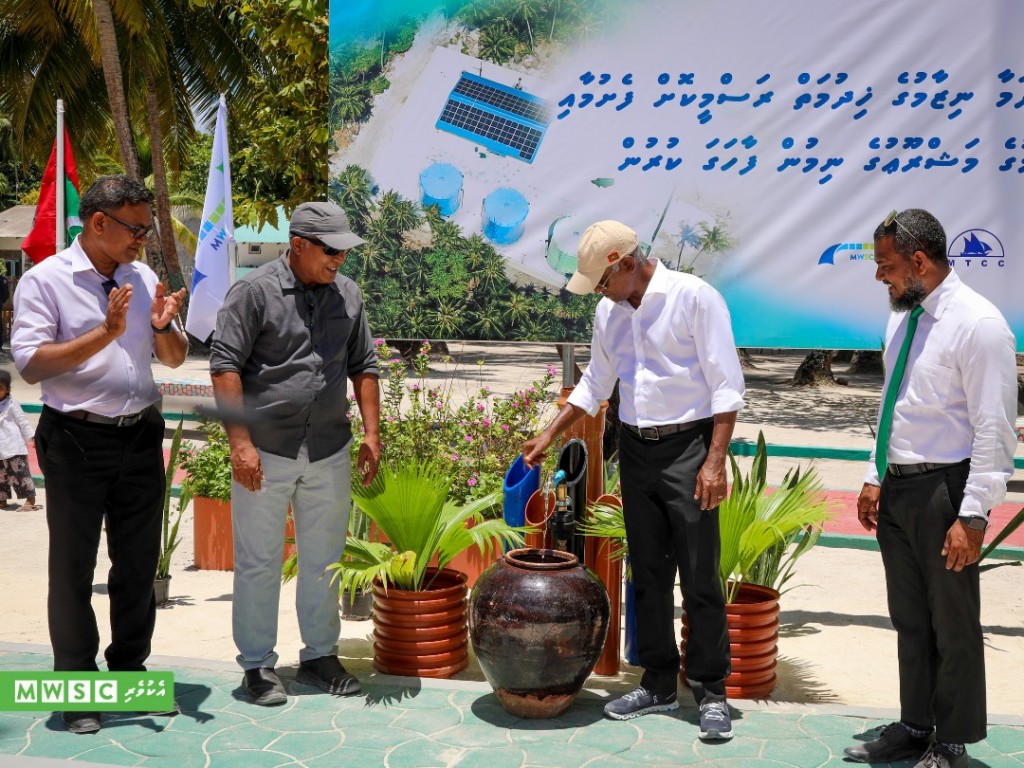Kinolhahugai gaaimu kuri fenaai narudhamaa nizaamu Raees ifthithaahu kohdhevvaifi