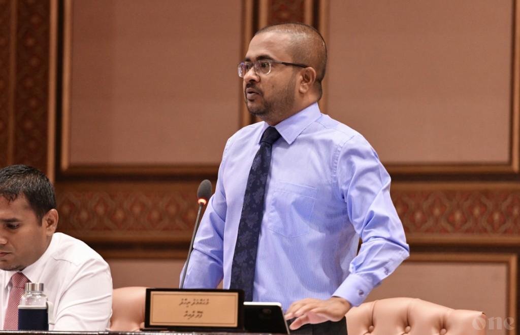 Maariya ge ithubaaru nethkamuge Vote nunegunee MDP ge Member akavvaatheethoa, Member nihaadhu suvaalu kuravvaifi