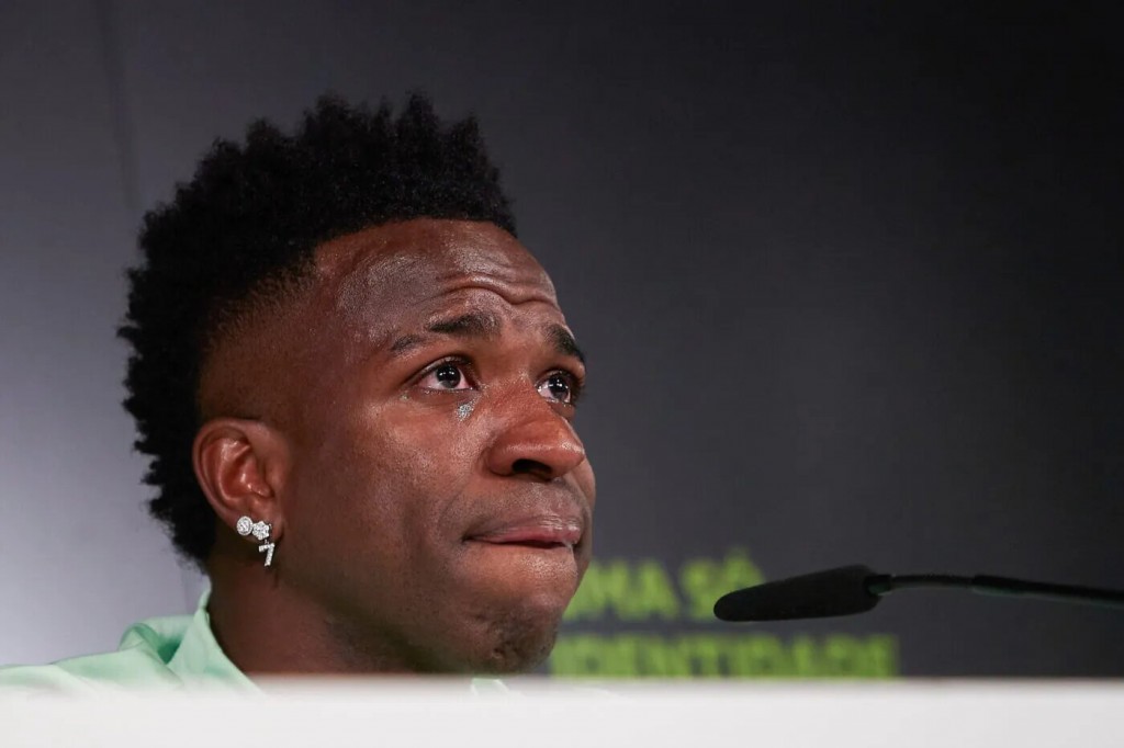 Brazil in bunanee Vinicius ah Ballon d'Or nulibumakee naslee thafaathu kurun kamah!