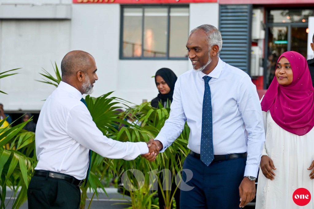 Majlis inthihaabaa gulhigen avaskuri school imthihaanu thah anekkaaves fasskuranee