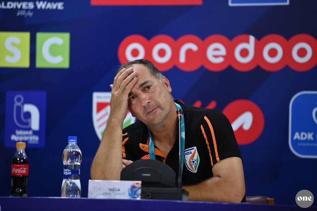 Lanka ulhunee football kulheykah noon, vaguthu beykaaru kuran: India coach