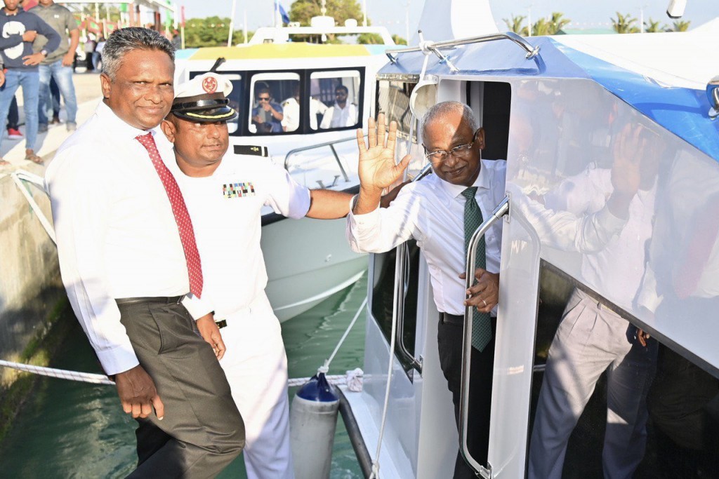 RTL ferry mashroou aaeku tharagee aai vazeefaa ge baazaru thanavas vegendhaane: Azim