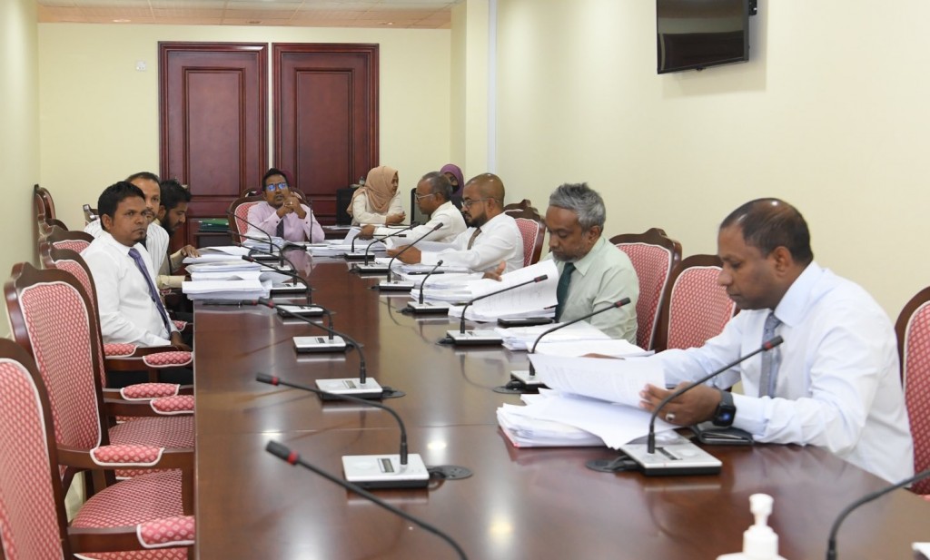 High court ge 2 fandiyaarun vakikuran fonuvee gaanoonee huirhaa ijuraa aiythah furihama vaa gothah: JSC