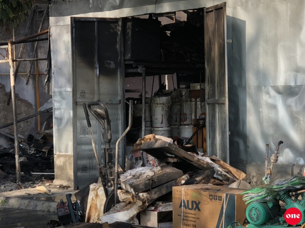 Warehouse for engines and parts burn down in fire