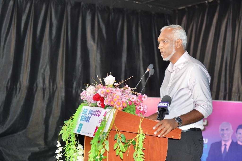Kuran nukuran ulhey Thulhaadhoo airport hadhaafai dhakkaanan: Muizzu
