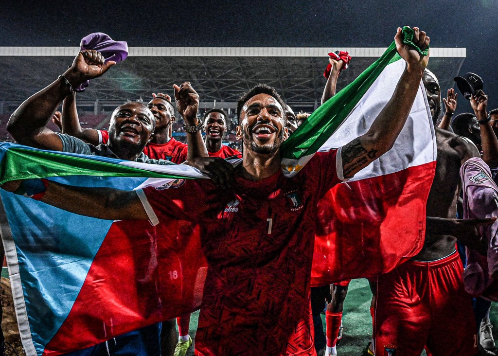 Equatorial Guinea ge huvafenee dhathuru kuriyah, Penalty gai Mali balikoh Mali quarter ah